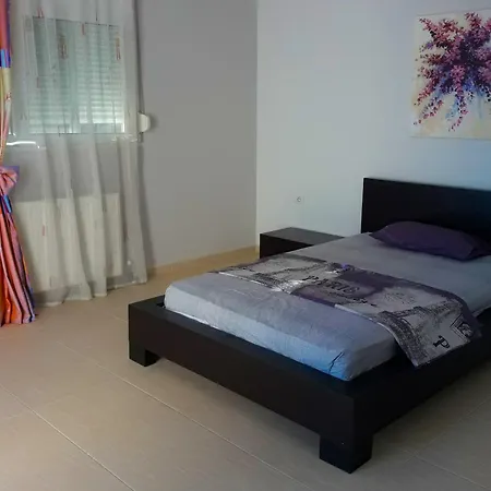 Deluxe With Breathtaking Sea View Apartment