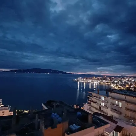 Deluxe With Breathtaking Sea View Apartment