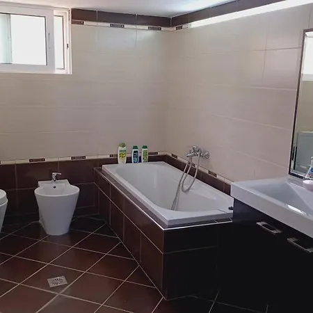 Deluxe With Breathtaking Sea View Apartment Sarande